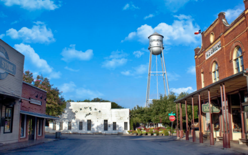 Here’s How to Have the Most Colorful Time in Gruene Texas